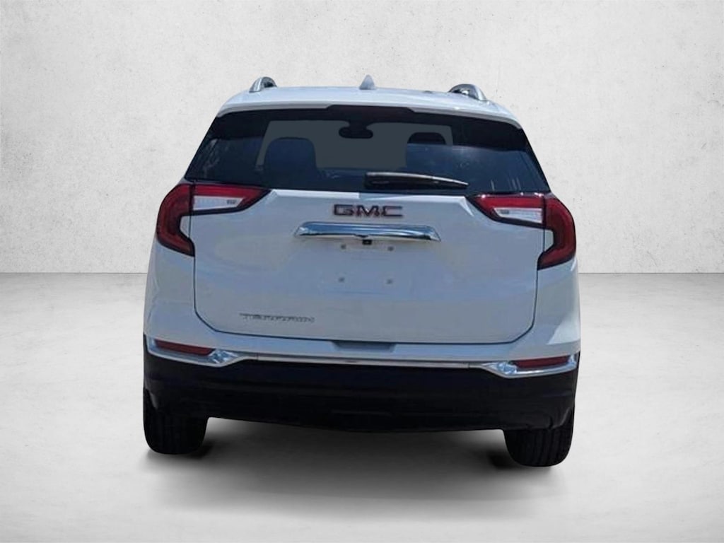 Used 2024 GMC Terrain SLT SUV