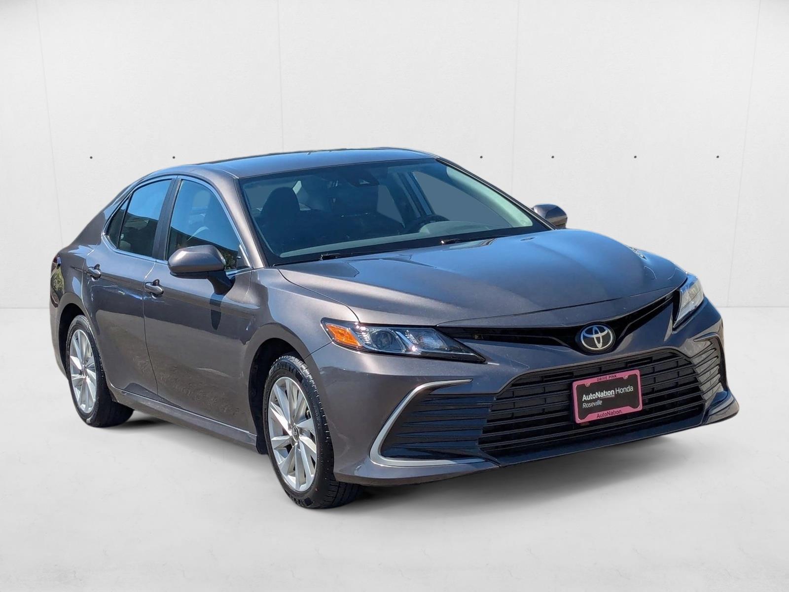 2024 Toyota Camry LE photo 3