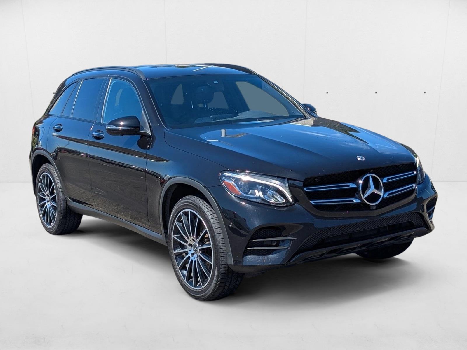 2019 Mercedes Benz GLC 300 4MATIC photo 3