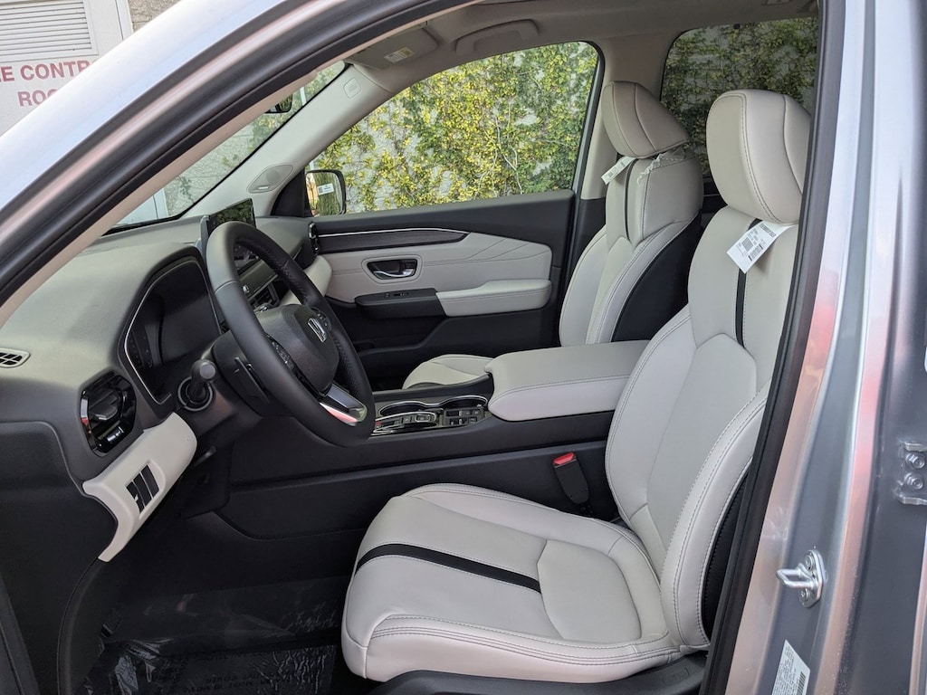 New 2026 Honda Pilot Touring S SUV