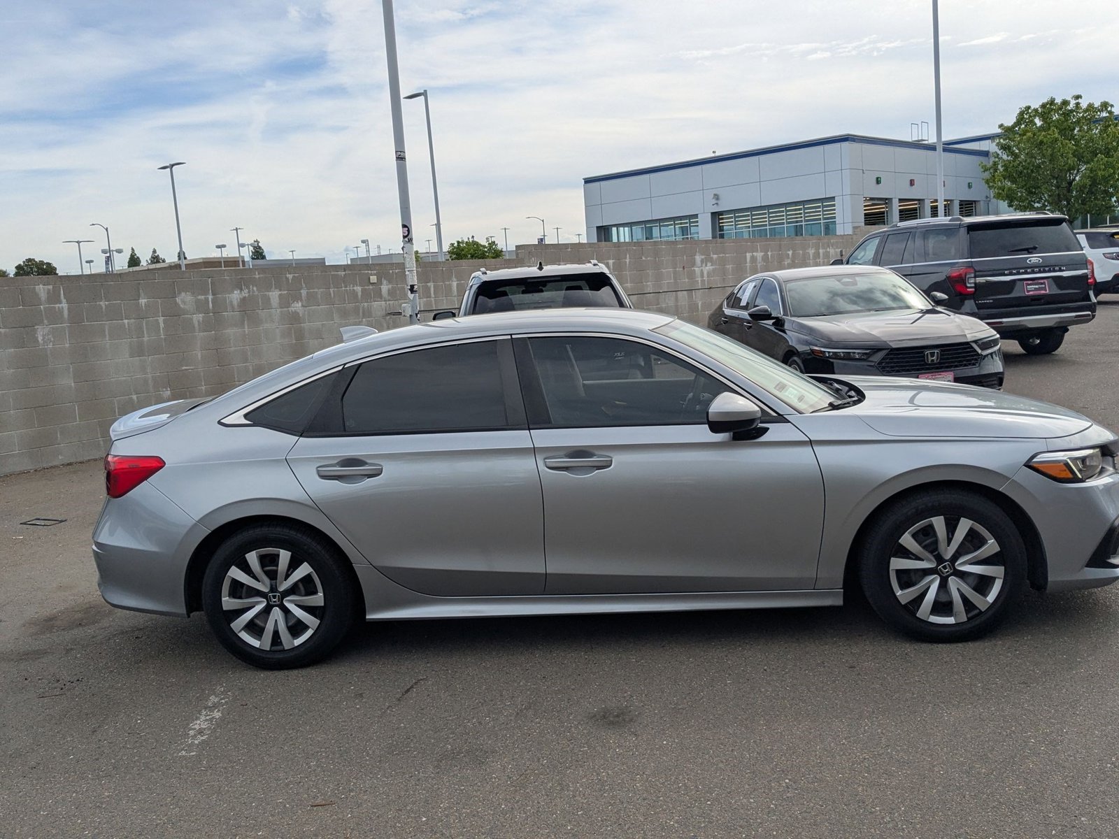 2023 Honda Civic LX photo 4