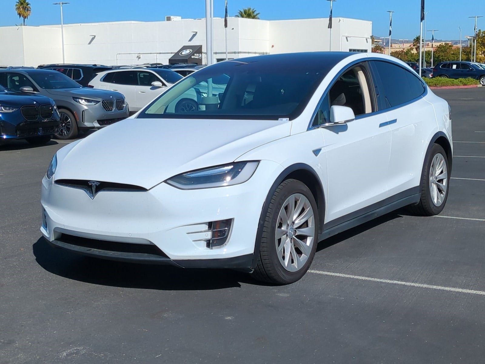 2016 Tesla Model X Dual Motor's photo