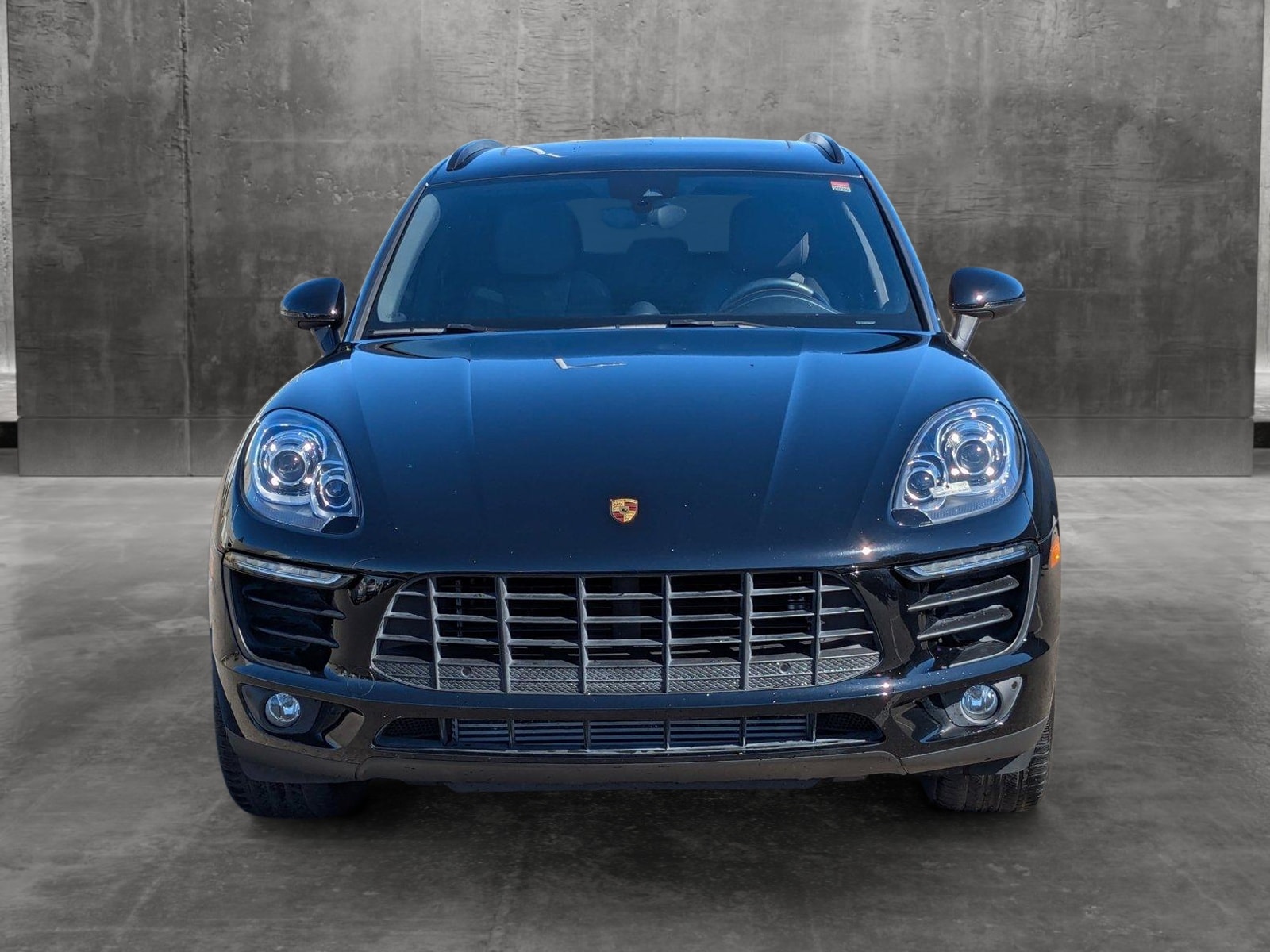 Used 2018 Porsche Macan Sport Edition with VIN WP1AA2A58JLB25463 for sale in Roseville, CA