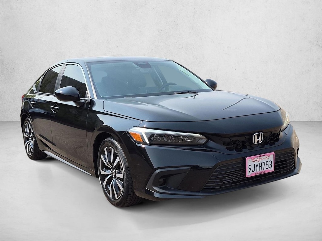 Used 2024 Honda Civic EX-L Hatchback