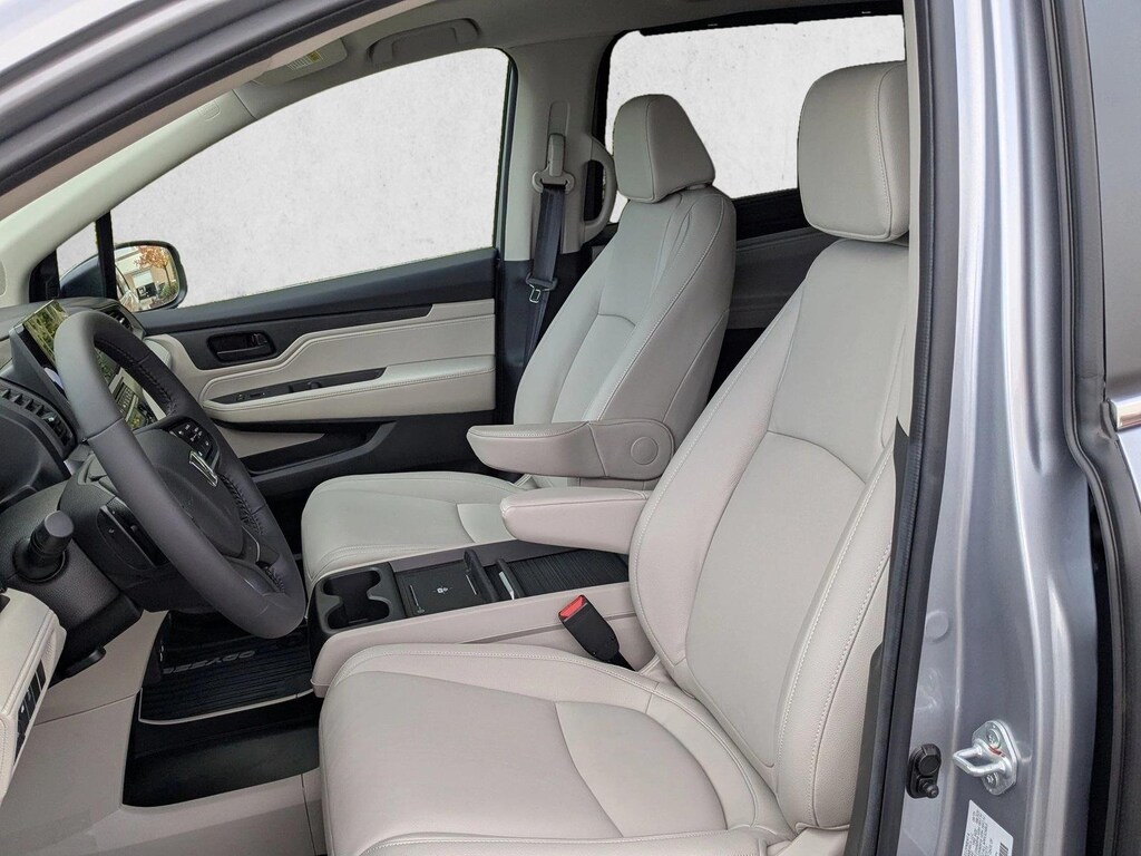 New 2026 Honda Odyssey EX-L Van Passenger