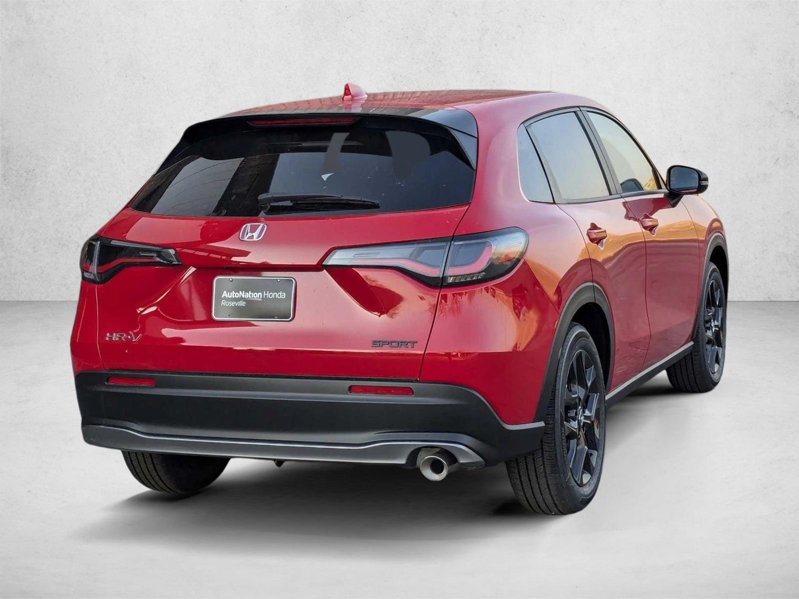 2025 Honda HR-V Sport photo 2
