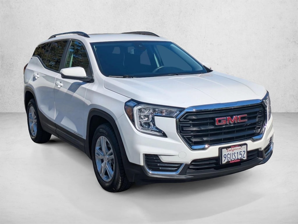 Used 2023 GMC Terrain SLE SUV