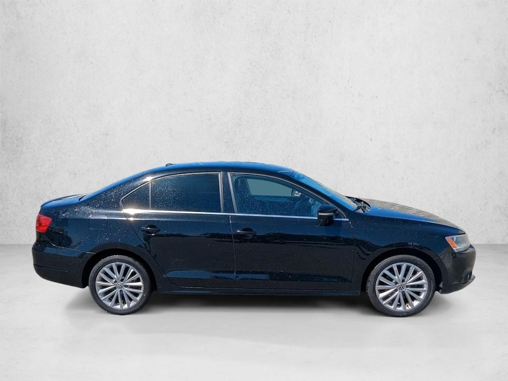Used 2012 Volkswagen Jetta 2.5L SEL Premium w/PZEV Sedan