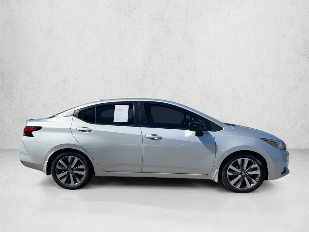 Used 2020 Nissan Versa 1.6 SR Sedan