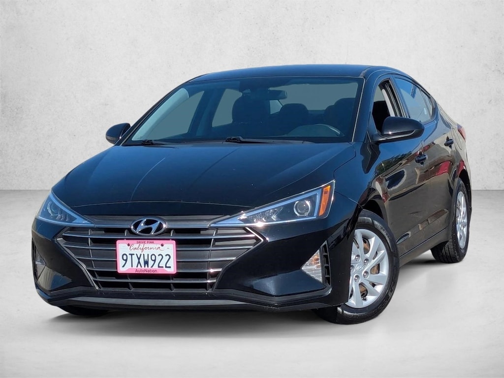 Used 2020 Hyundai Elantra SE Sedan