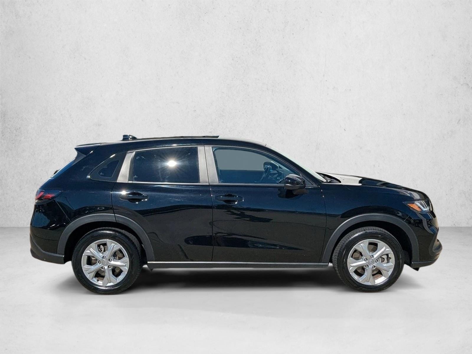 2024 Honda HR-V LX photo 4