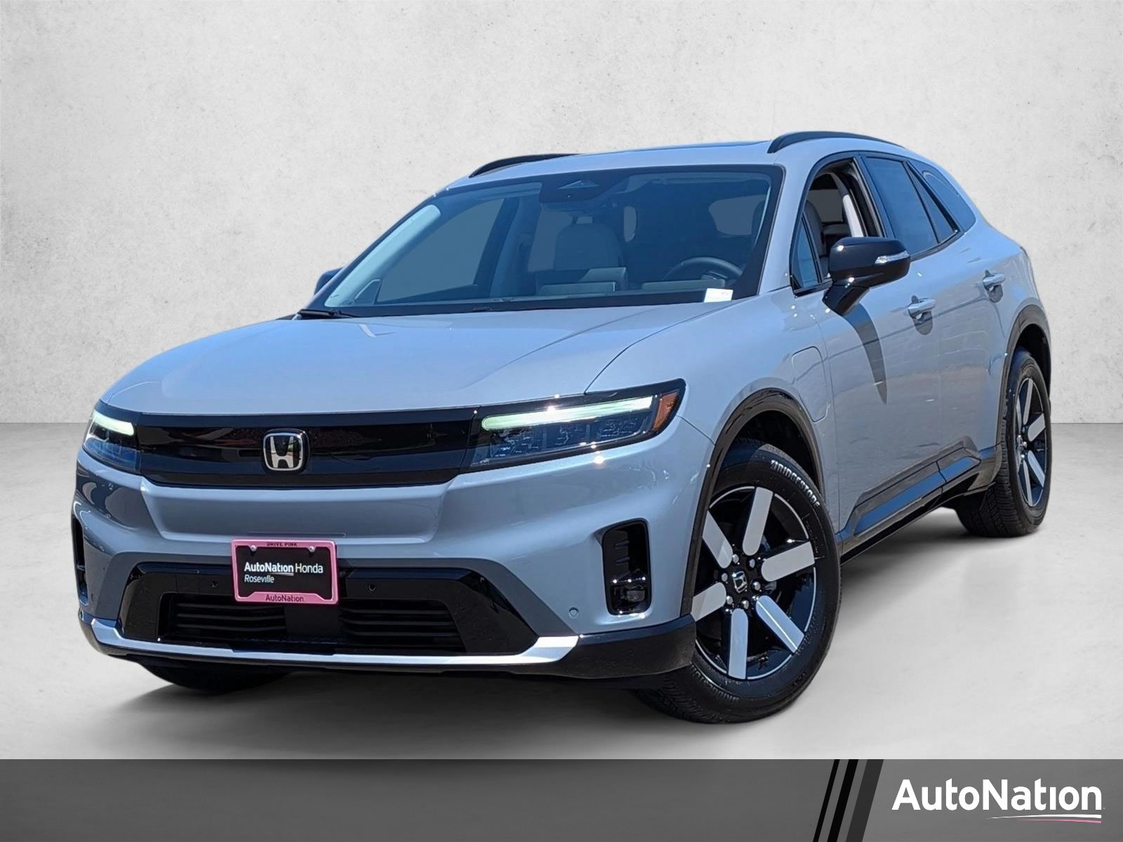 2026 Honda Prologue Touring AWD's photo