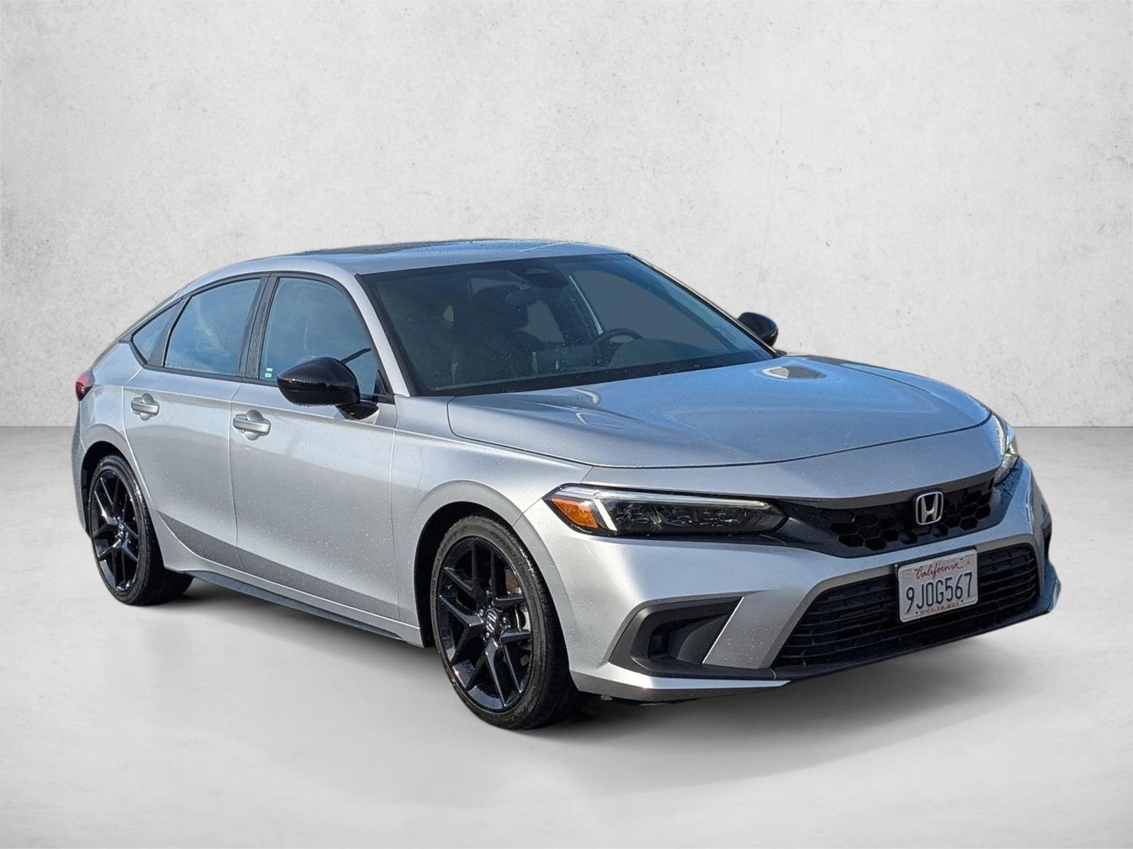 2024 Honda Civic Hatchback Sport photo 3