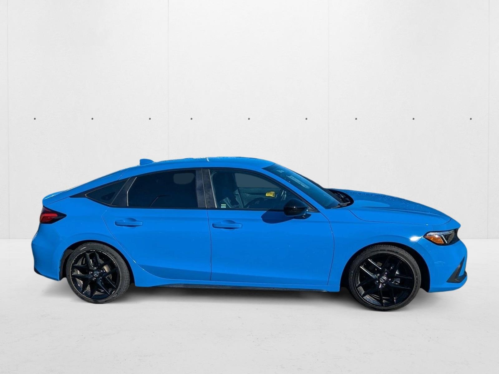 2023 Honda Civic Sport Hatchback photo 4