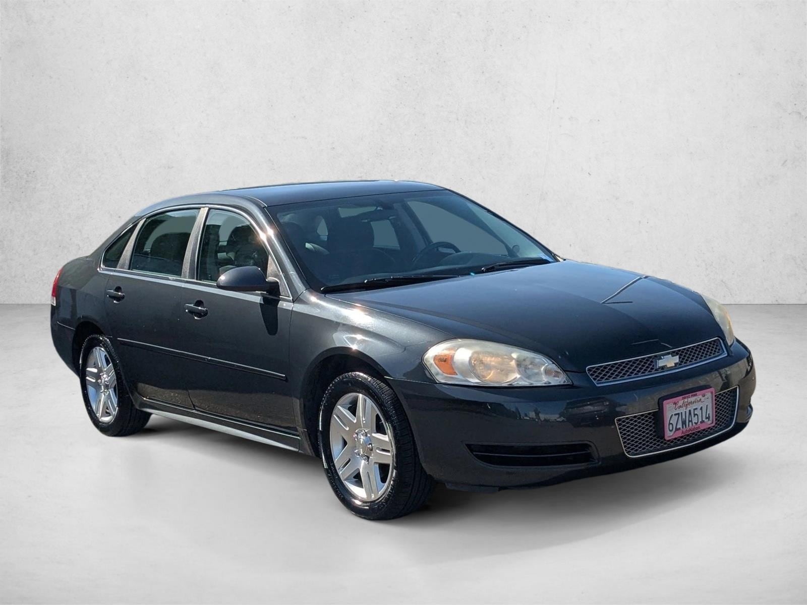 2013 Chevrolet Impala LT photo 3