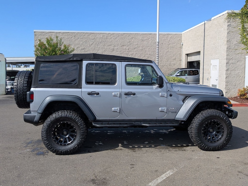 Used 2018 Jeep Wrangler Unlimited Sport 4x4 SUV