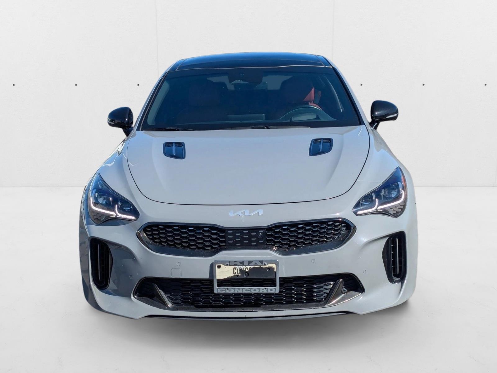 2022 Kia Stinger GT2 photo 2