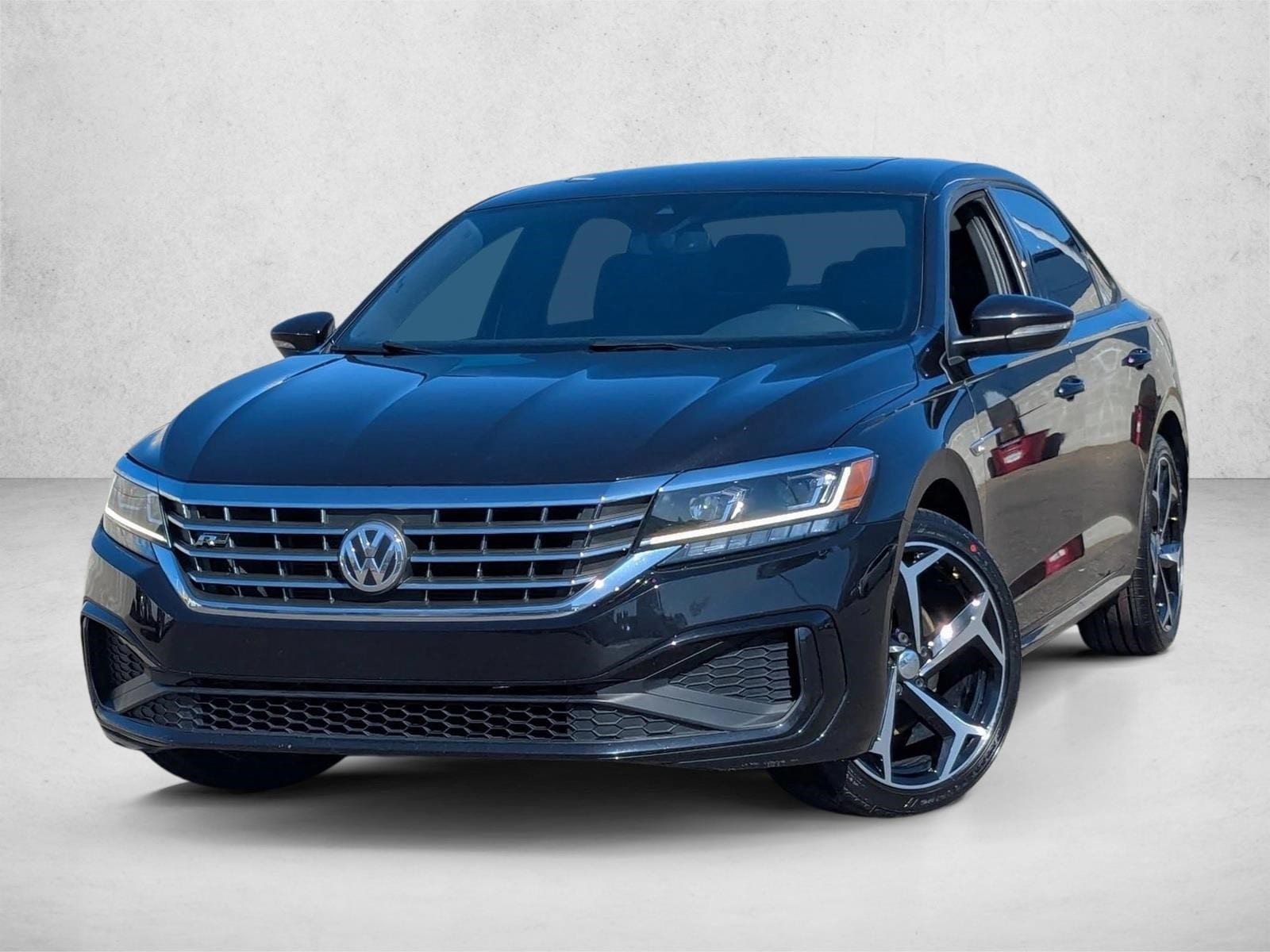 2022 Volkswagen Passat R-Line
