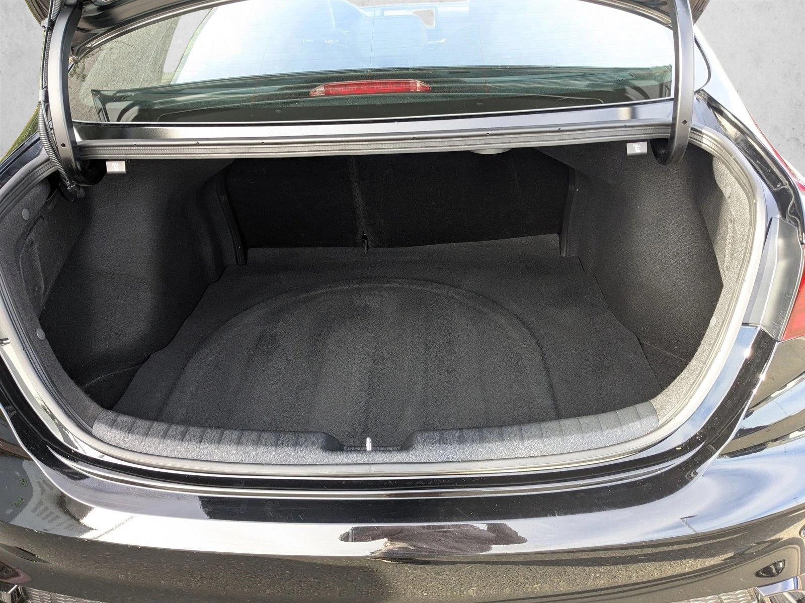 2024 Kia Forte GT-Line photo 4