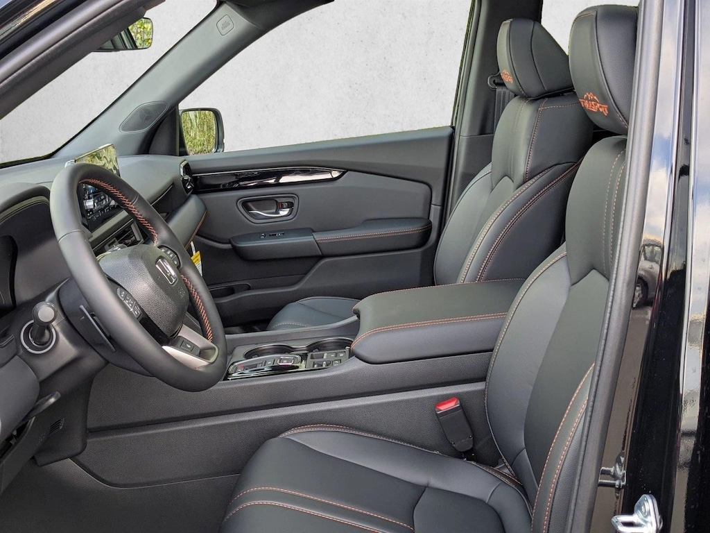 New 2025 Honda Pilot TrailSport SUV