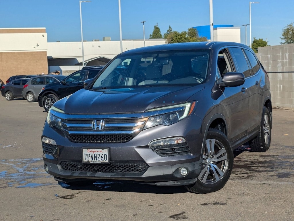Used 2016 Honda Pilot EX-L w/Navigation FWD SUV