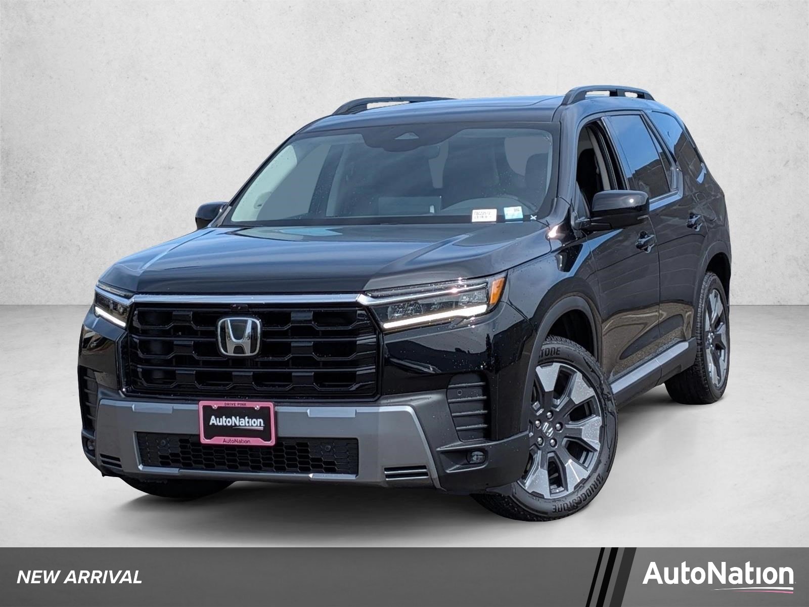 2026 Honda Pilot Touring AWD's photo