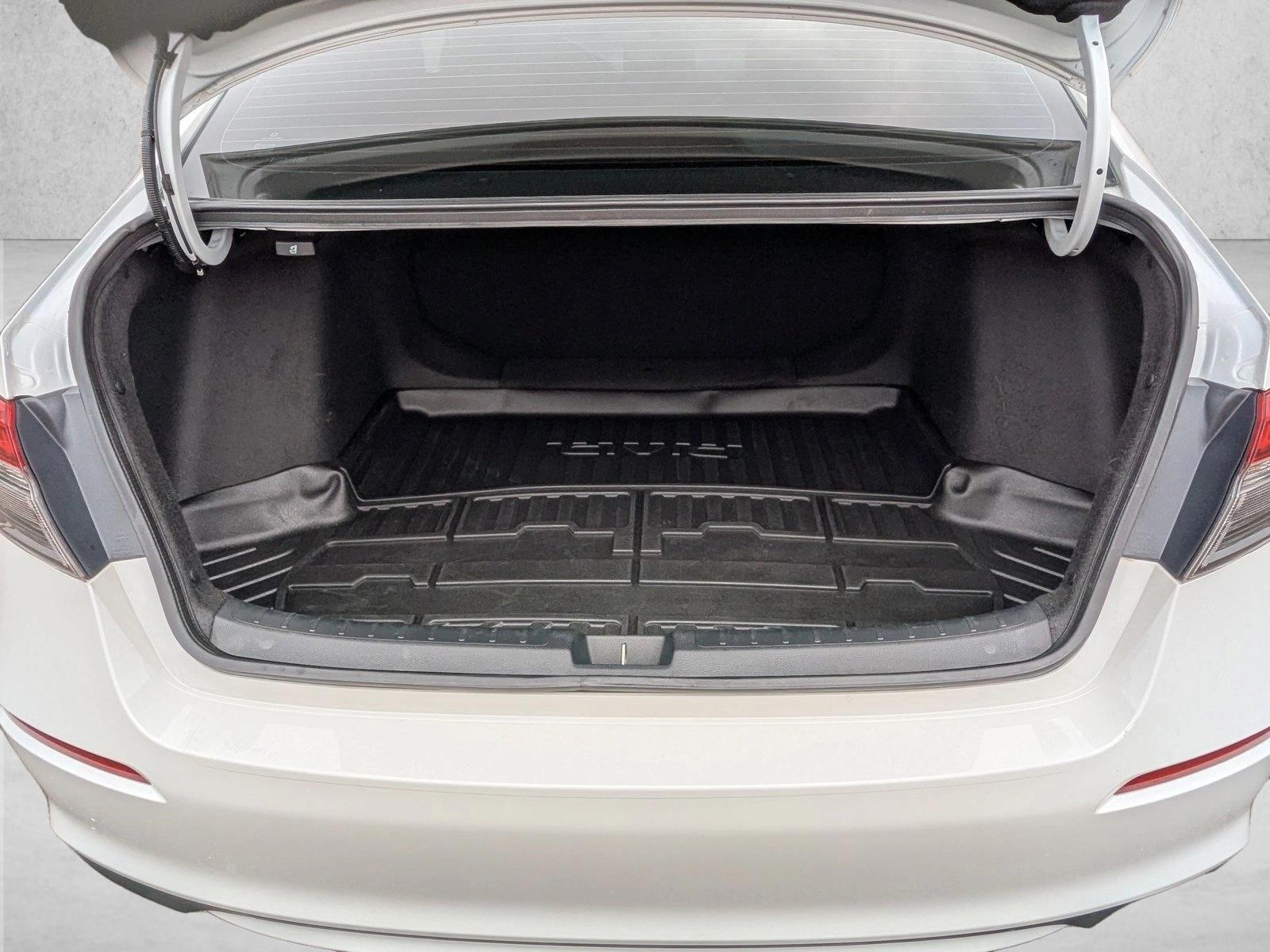 2023 Honda Civic Sport photo 4