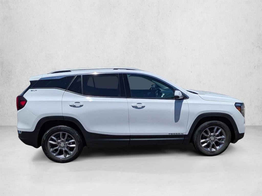 Used 2022 GMC Terrain SLT SUV