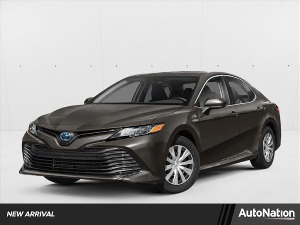 Used 2019 Toyota Camry Hybrid LE Sedan