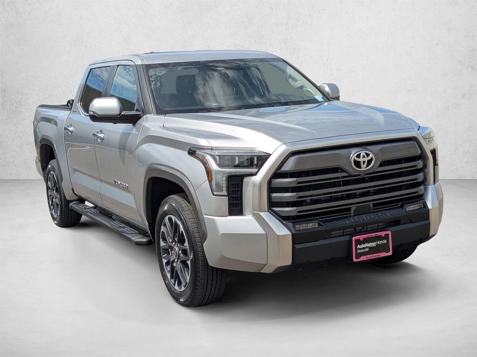 2024 Toyota Tundra Limited photo 3