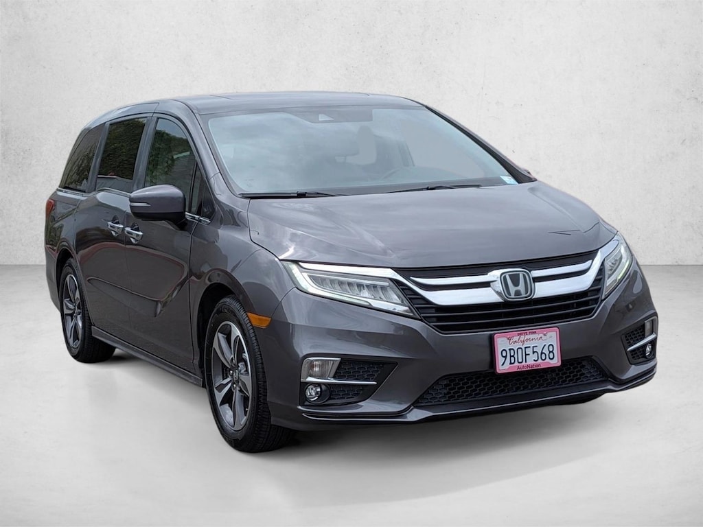 Certified 2018 Honda Odyssey Touring Van