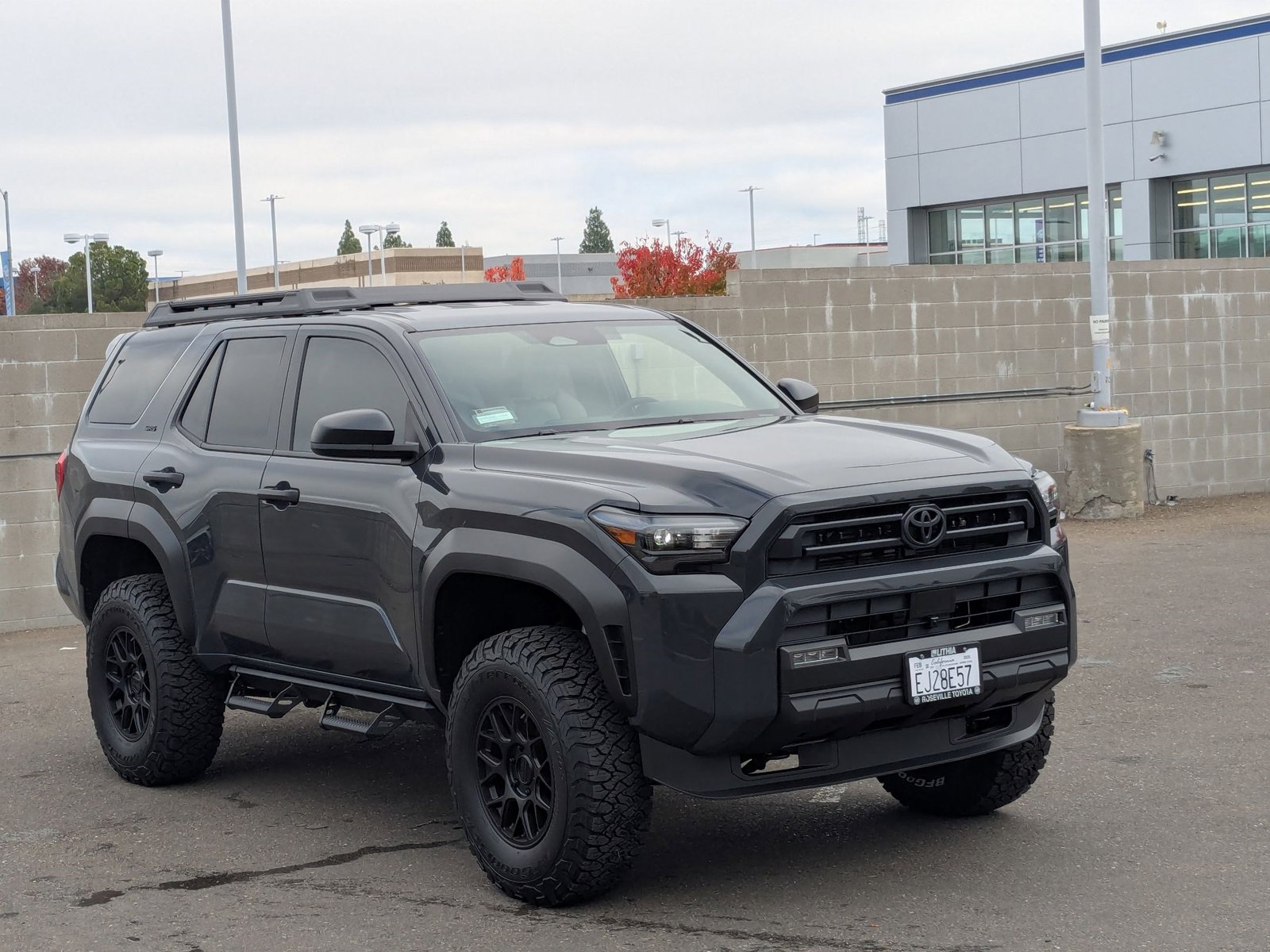 2025 Toyota 4Runner SR5 photo 3