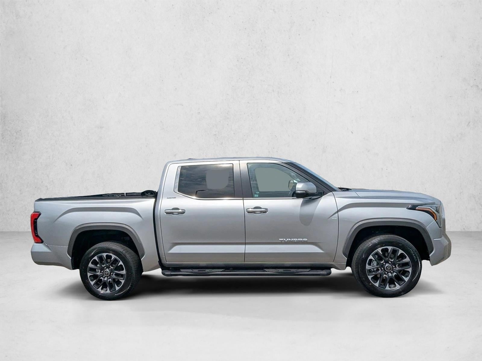 2024 Toyota Tundra Limited photo 4