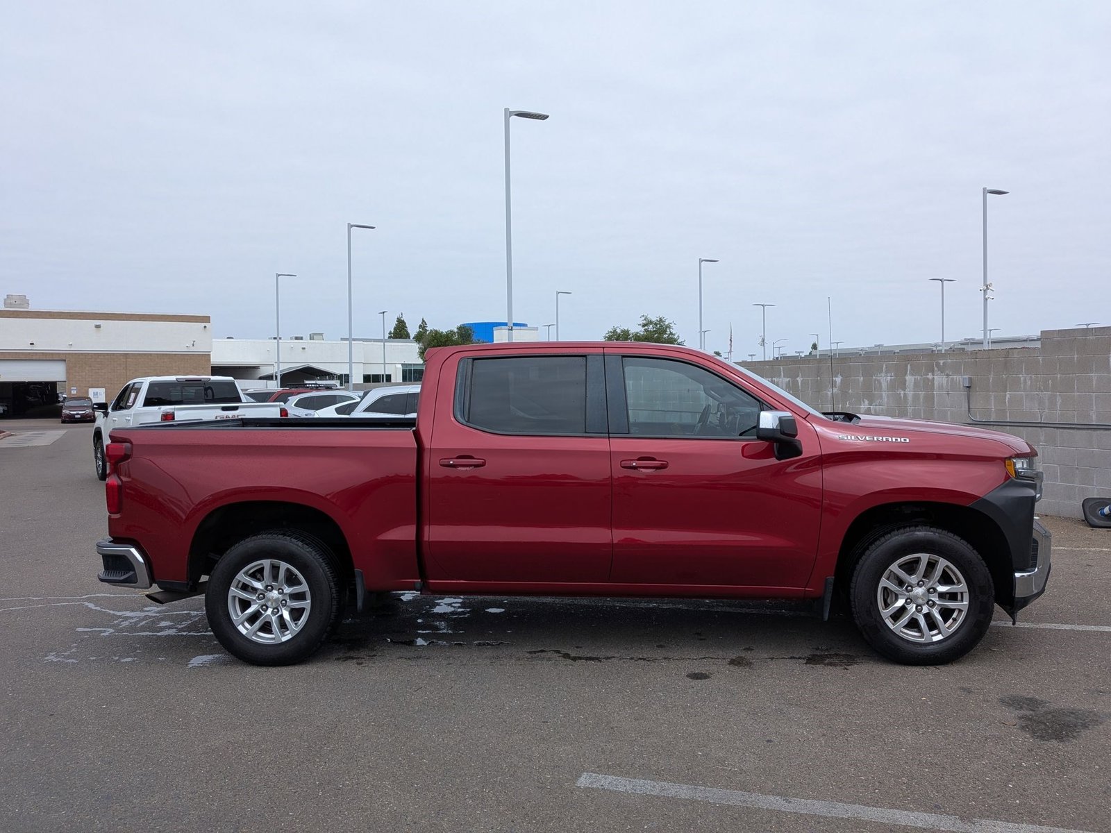 2019 Chevrolet Silverado 1500 LT photo 4