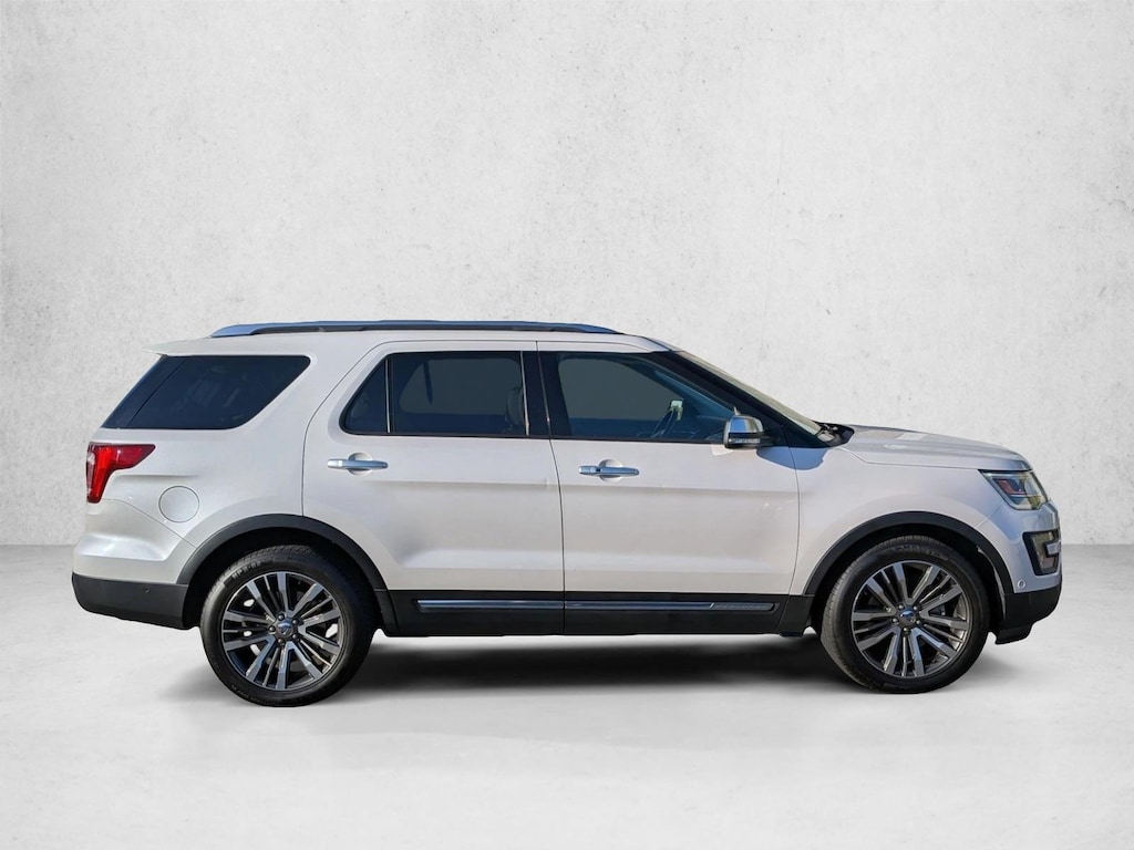 Used 2017 Ford Explorer Platinum SUV