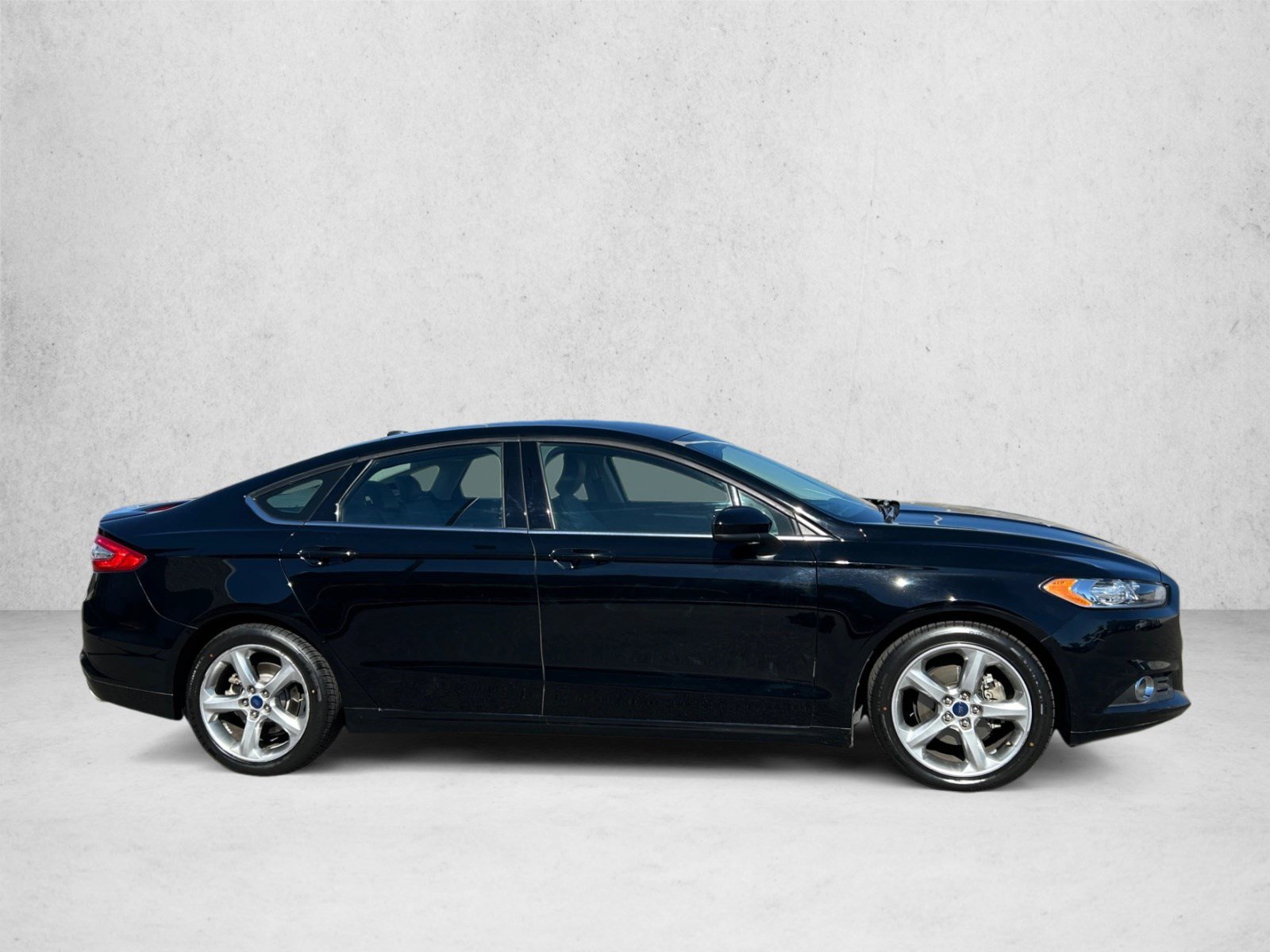Used 2016 Ford Fusion S Sedan