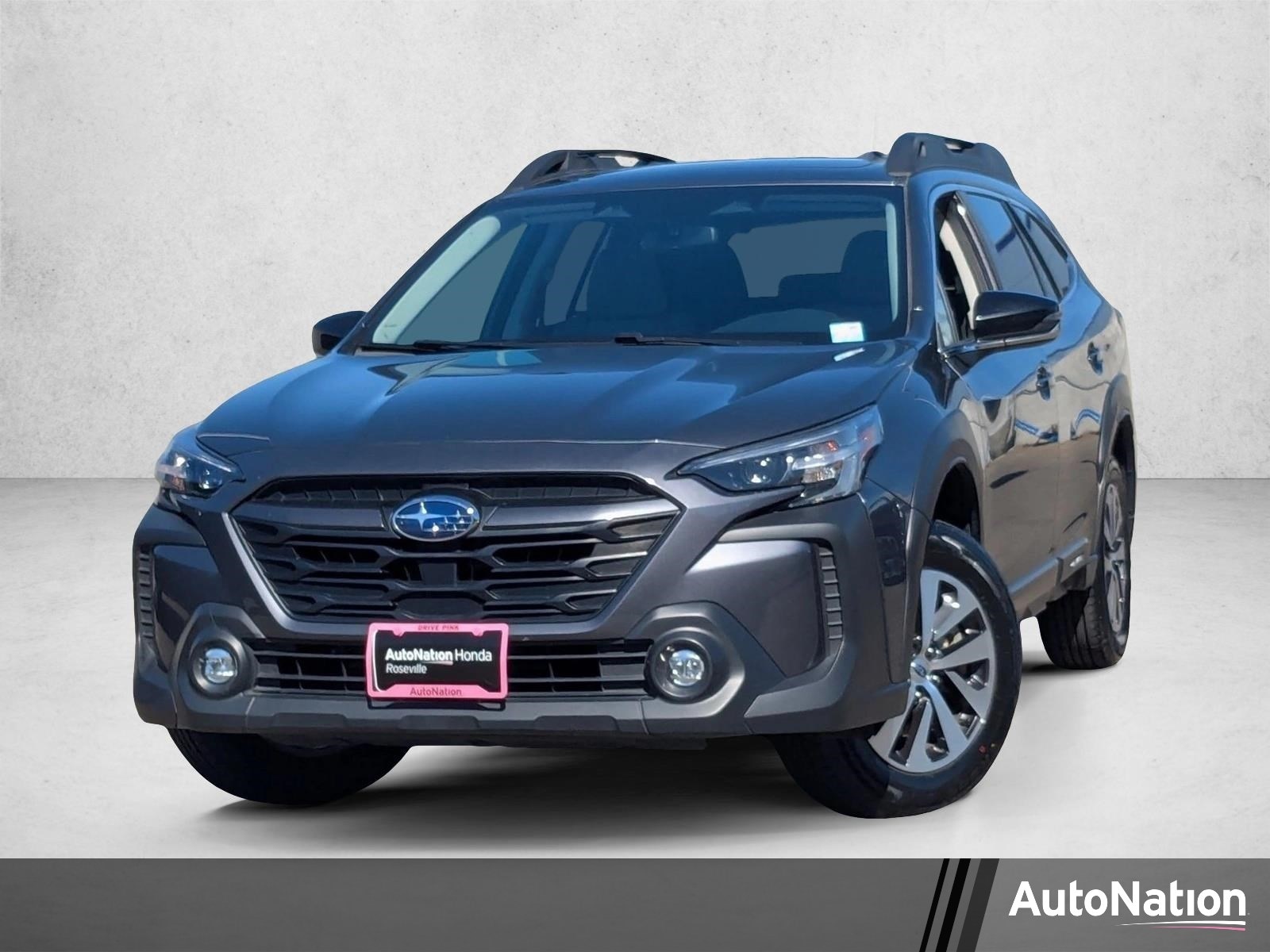 2025 Subaru Outback Premium's photo