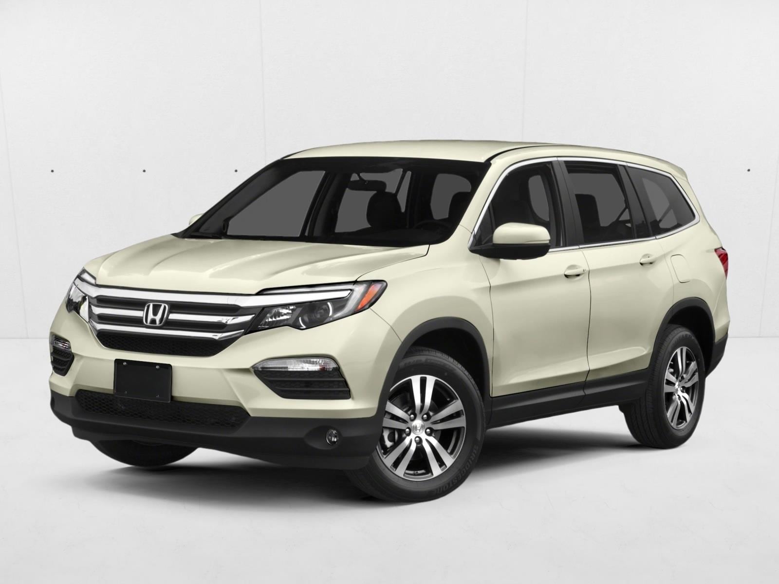 2017 Honda Pilot EX's photo