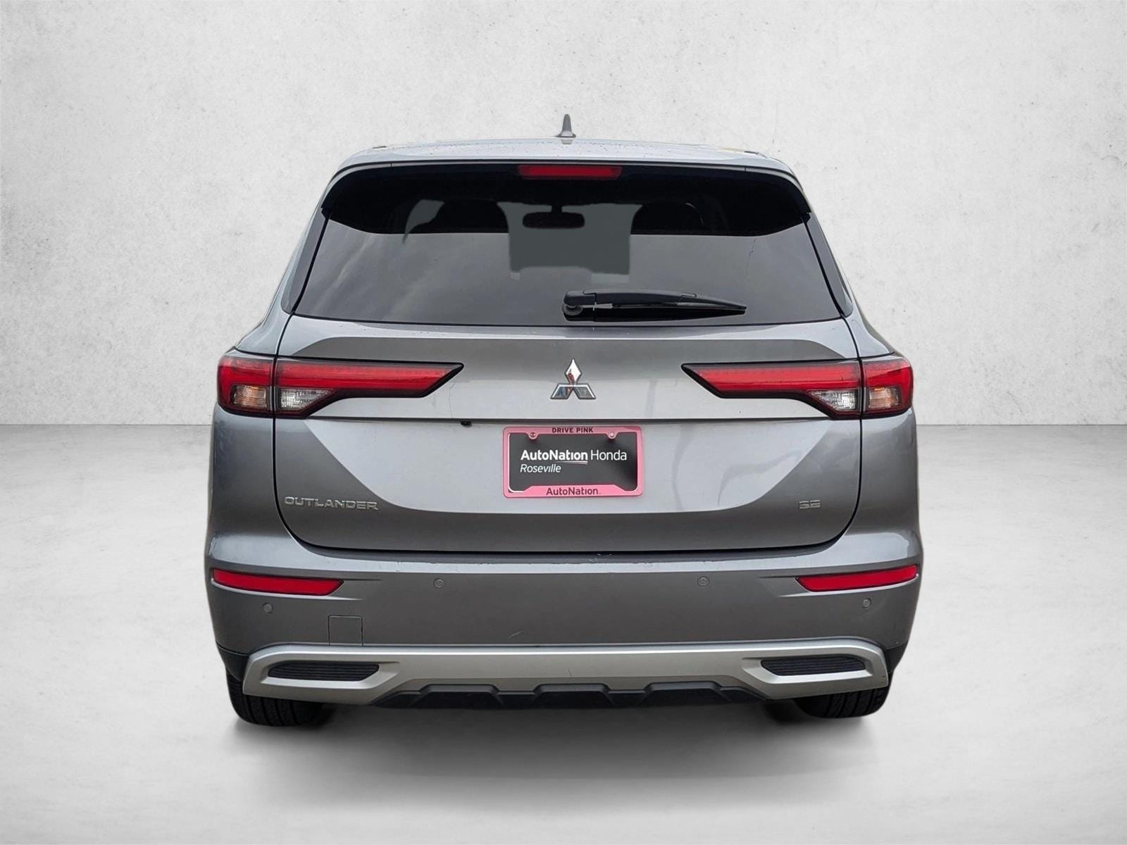 2024 Mitsubishi Outlander SE photo 6