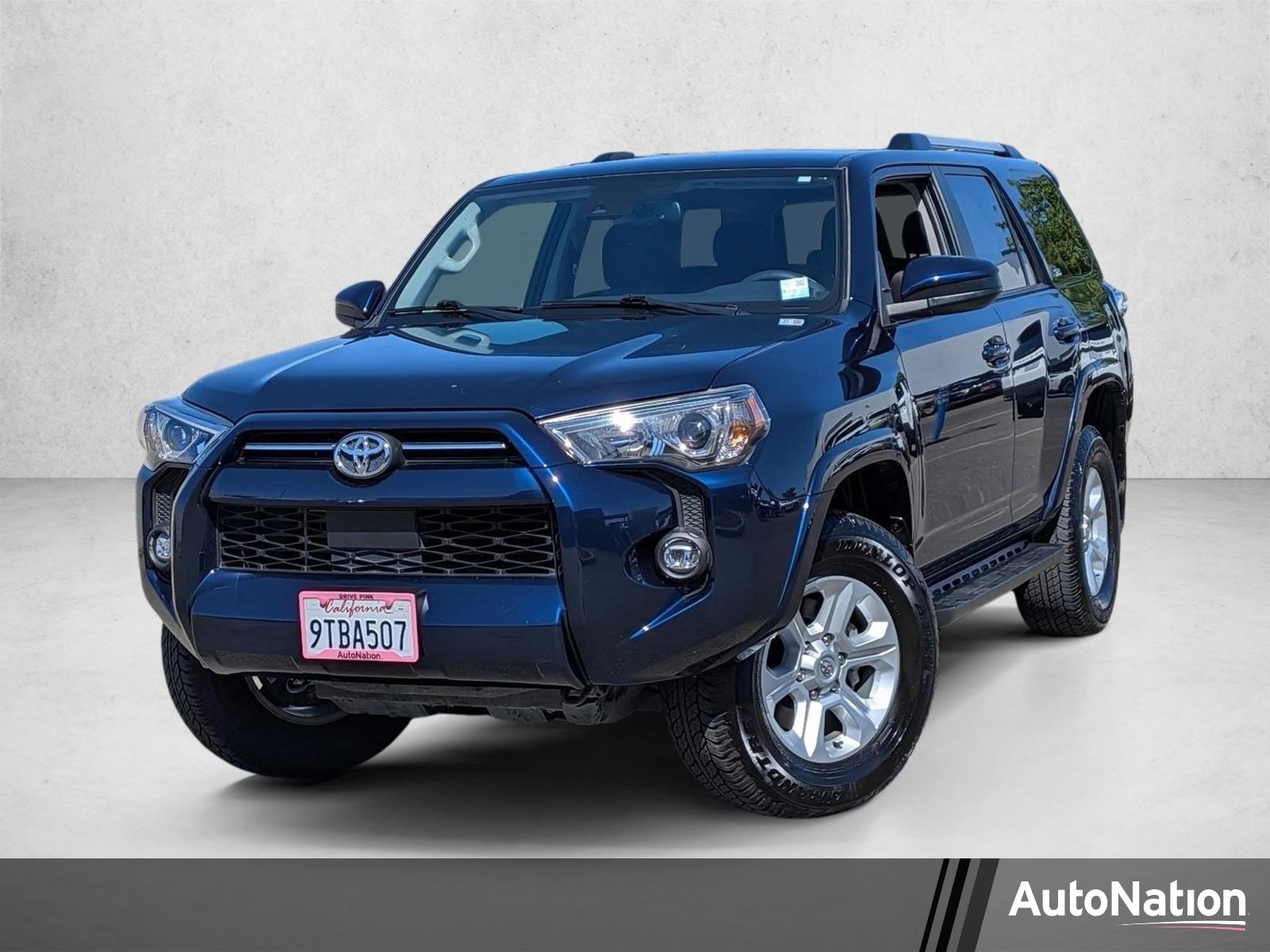 2024 Toyota 4Runner SR5 4WD V6's photo
