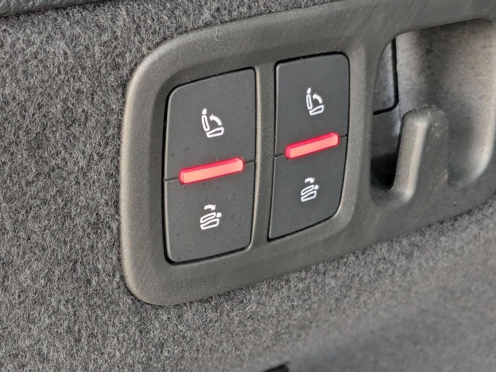 2025 Audi Q7 45 Premium photo 6