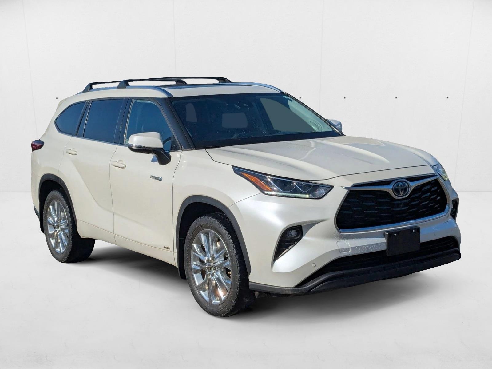 2021 Toyota Highlander Hybrid Limited photo 2