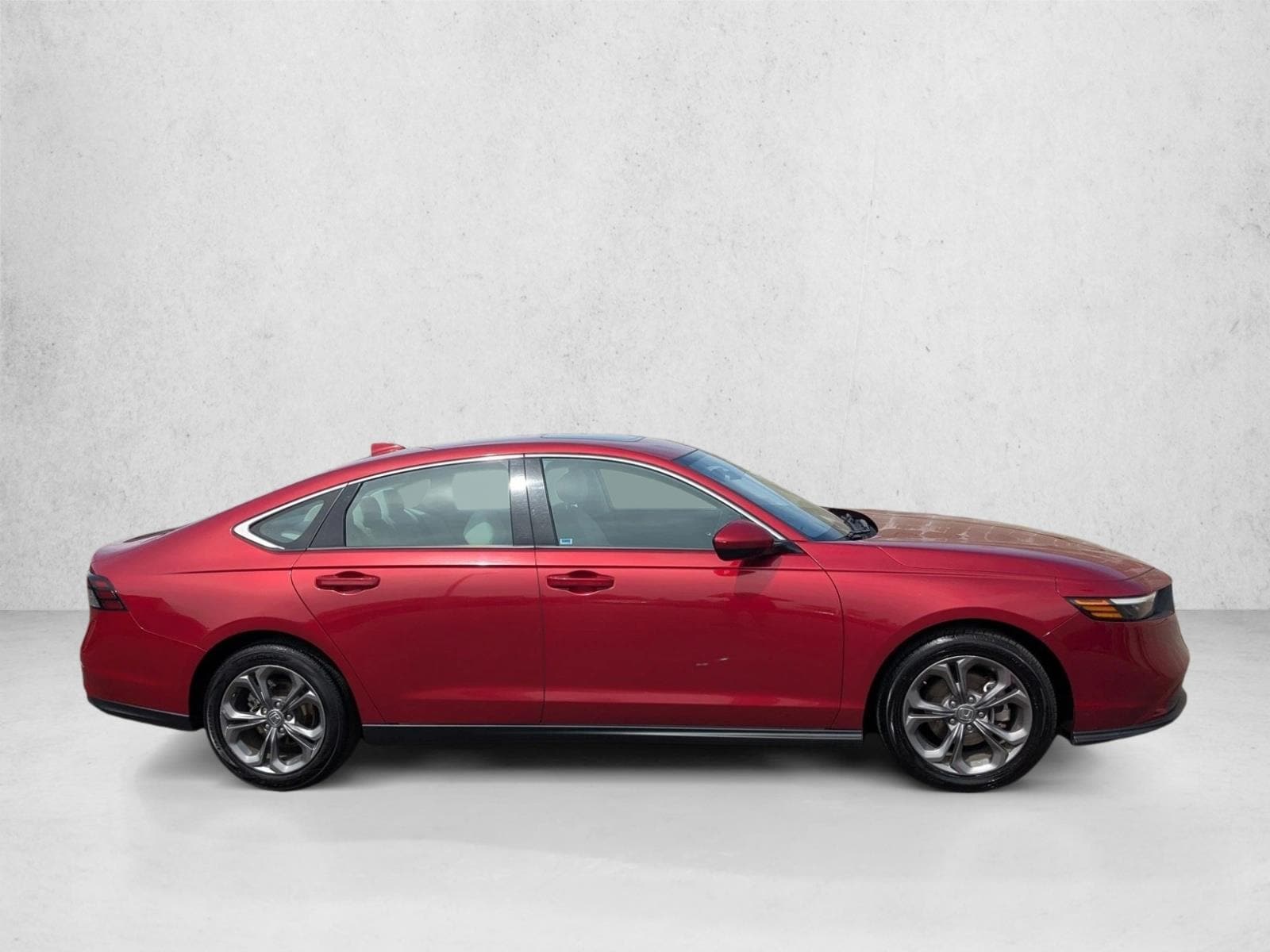 2023 Honda Accord EX w/BSI photo 4