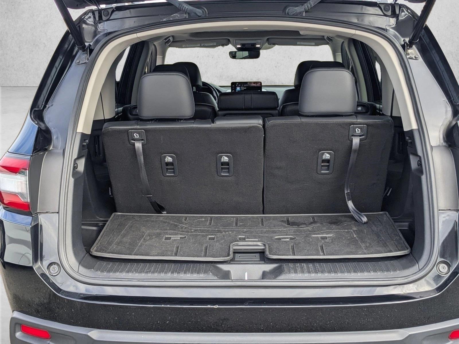 2023 Honda Pilot Touring photo 4