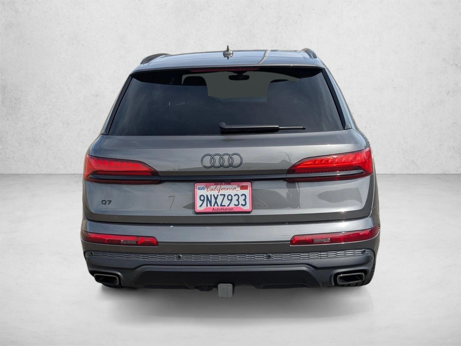 2025 Audi Q7 45 Premium photo 3