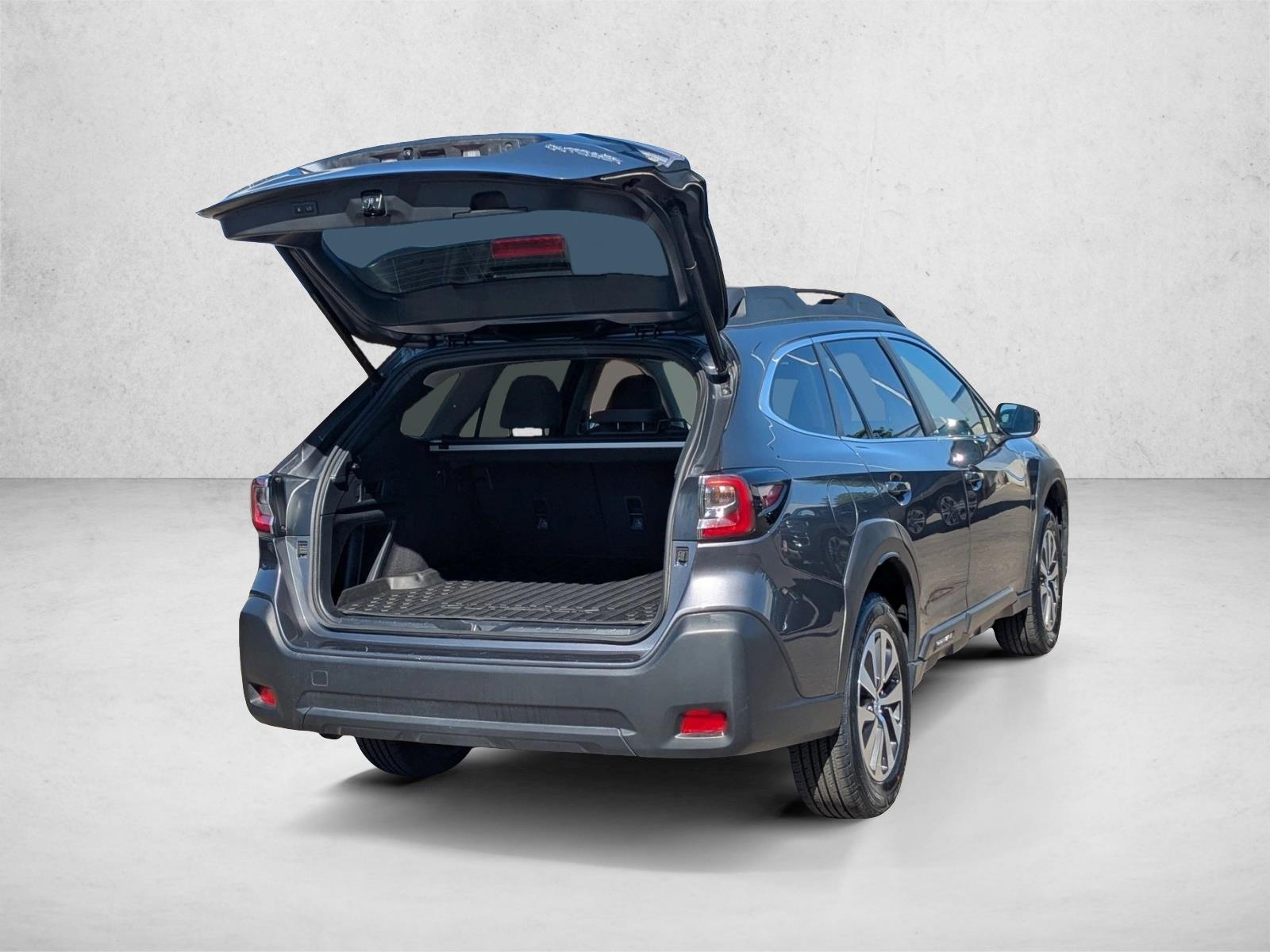 2025 Subaru Outback Premium photo 5
