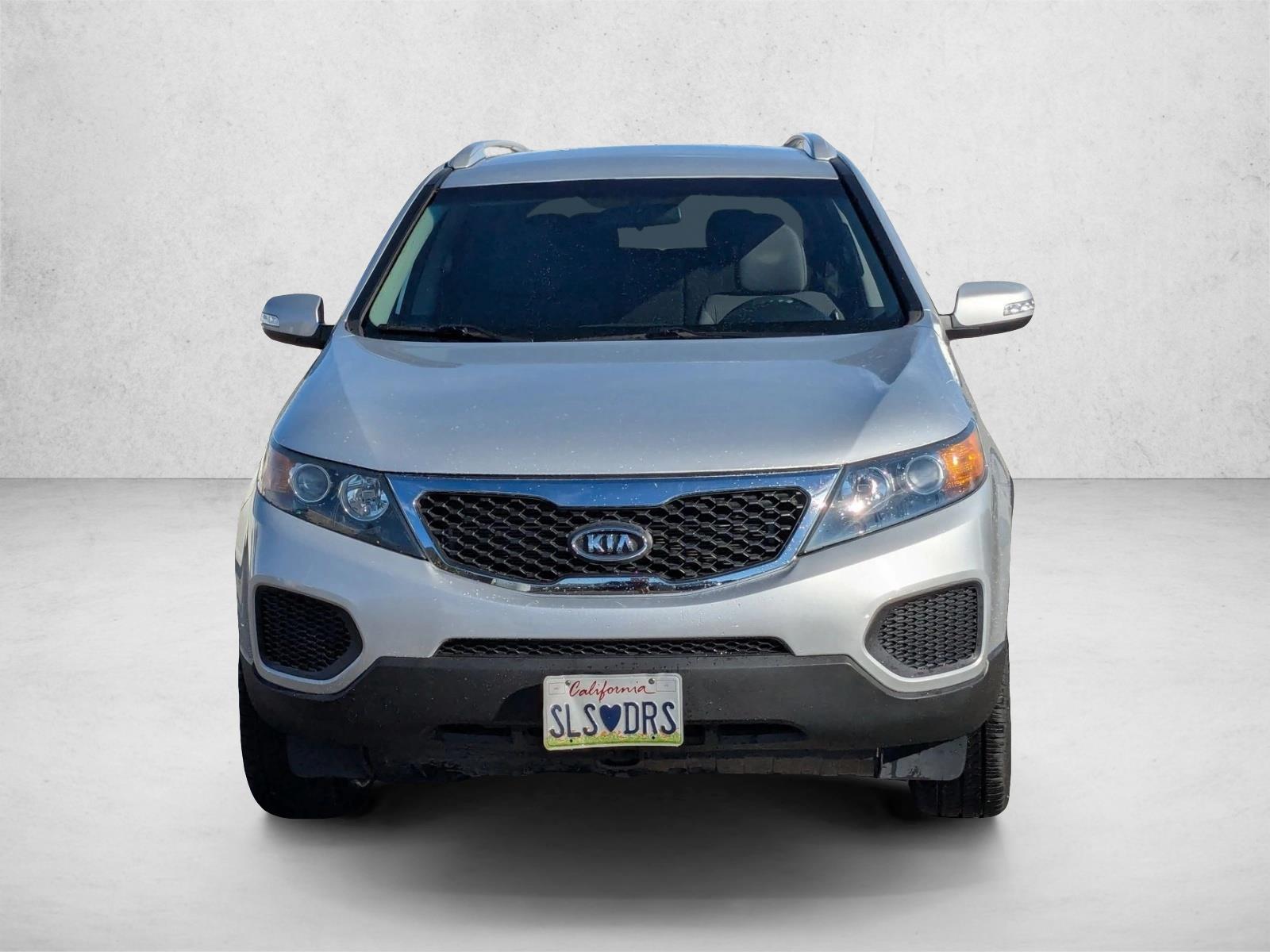 2011 Kia Sorento LX V6 photo 2