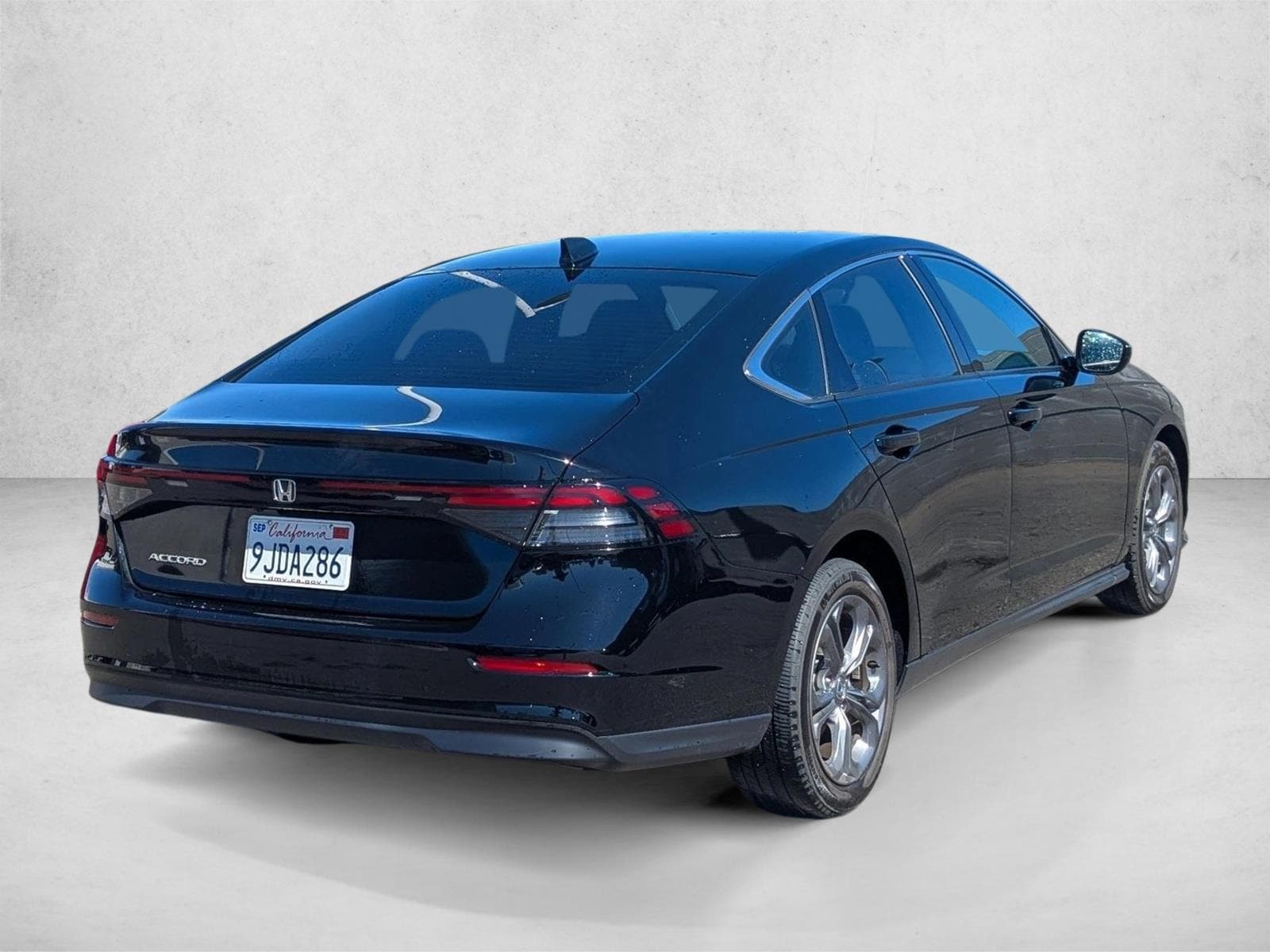 2023 Honda Accord EX w/BSI photo 5