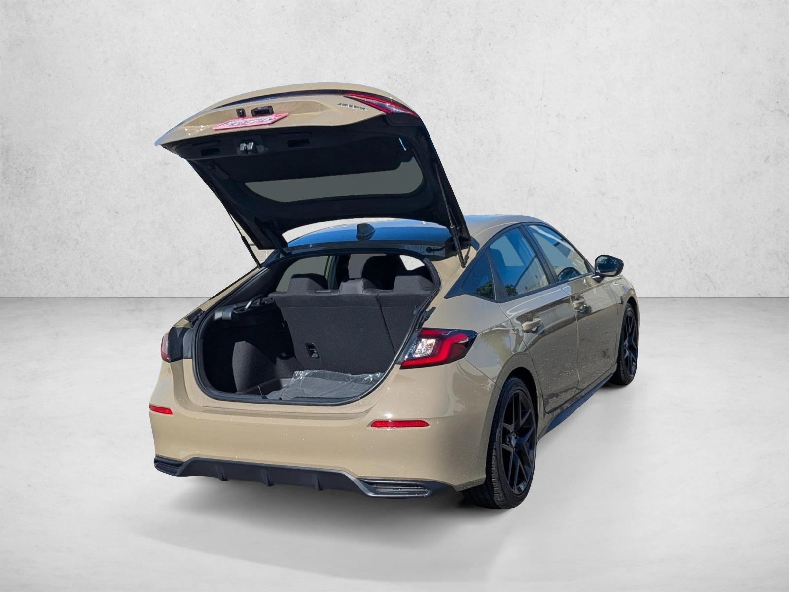 2025 Honda Civic Sport photo 5