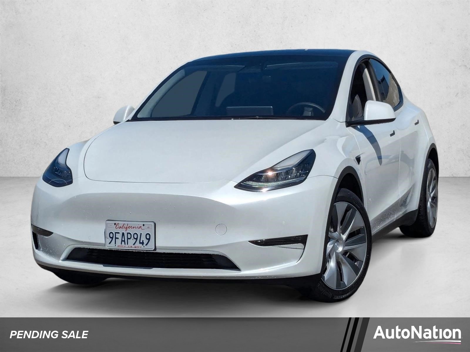 2022 Tesla Model Y Long Range Dual Motor All-Wheel Drive's photo